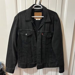 Levi’s | Vintage Fit Jean Jacket